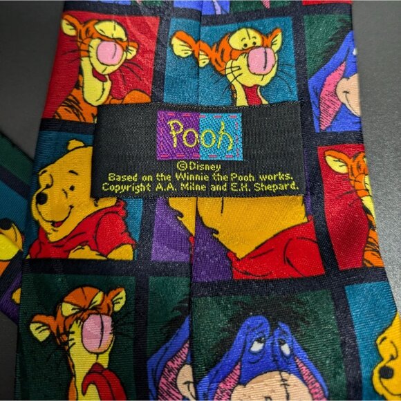 Disney Pooh Mens Tie 100 Polyester Winnie The Pooh & Friends - Picture 4 of 11